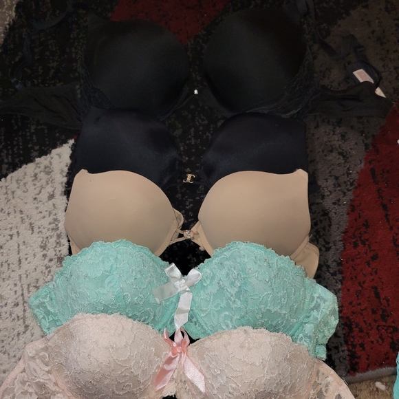 Bra bundle - Picture 11 of 11